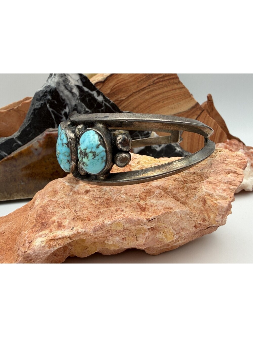 Vintage Native American Turquoise Multi-Stone Sterling Silver Cuff Bracelet - Picture 7 of 9